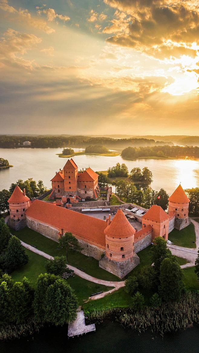 立陶宛的童话城堡特拉凯城堡