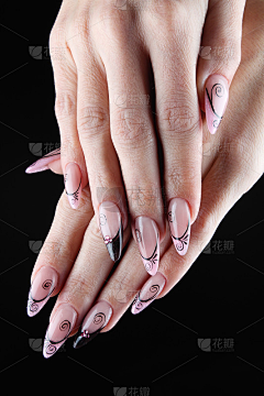A0欧曼妮美甲💅采集到美甲素材