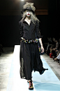 Yohji Yamamoto2011春夏高级成衣发布秀_2011纽约时装周图片268676_T台展示_VOGUE时尚网