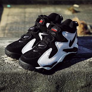 Nike Air Diamond Tur...