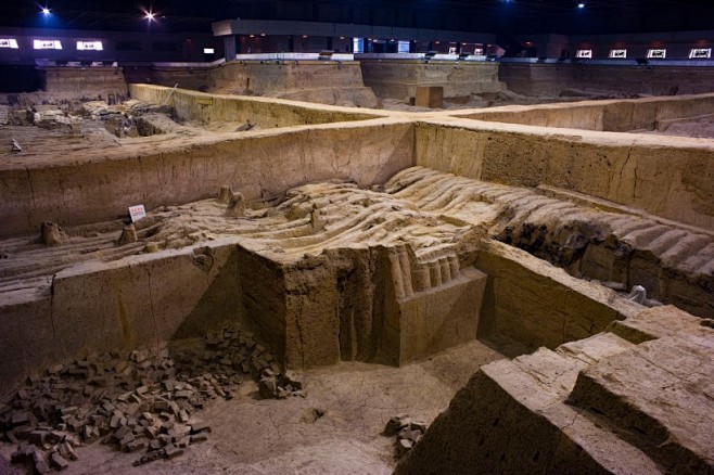 陕西秦始皇陵图片