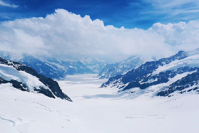 阿尔卑斯山脉最美的风景，来到瑞士别忘了登...