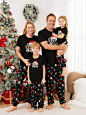 Black Matching Family Pajamas Holiday Christmas Light Bulb Print Short-sleeve Pajamas Sets - Black - image 1