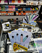 2024 年 6 月 14 日由 UWELL UK Official 18+  拍摄。可能是打火机、电池、笔、果汁、线圈和文本的图像。