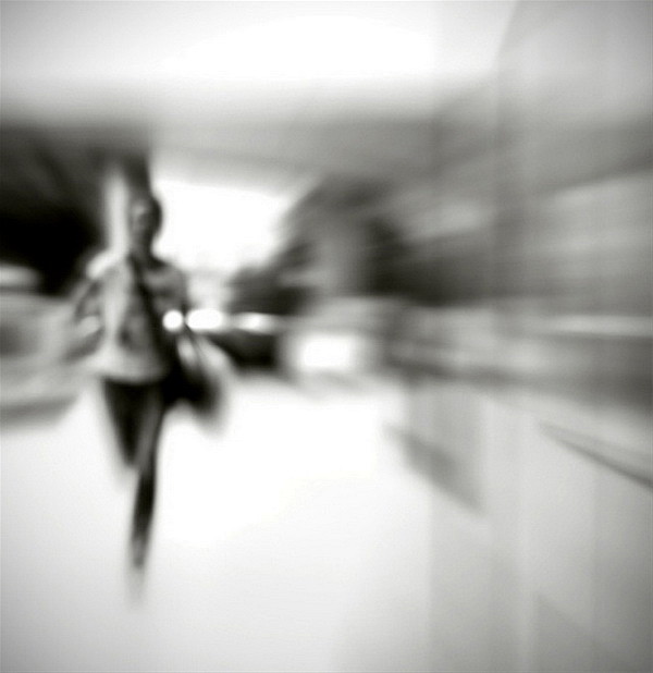Hengki Lee︰失焦在黑白照片之中...