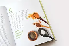 Superfood 101 : A Publication project created for a final major project. The project is to educate people about Superfood, it's beneficial and uses. Photography and design by me. Content belongs to the respective owner, publisher and Editor.