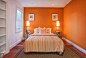 欧式卧室装修效果图 卧室橙色墙装修效果图 #采集大赛#