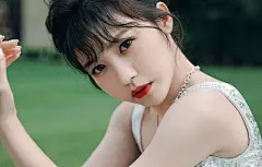 赖美云甜美公主裙图片电脑壁纸