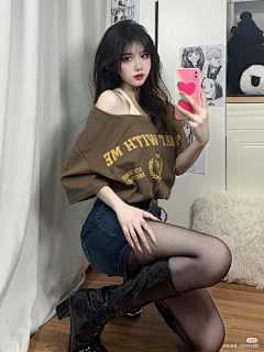 她与岁月皆过客采集到美女哟