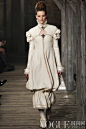 【图】CHANEL发布2012/13高级手工坊系列：巴黎-爱丁堡