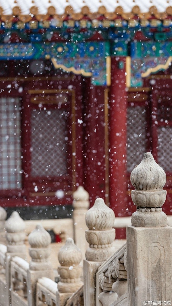 #紫禁城的初雪# 碎碎坠琼芳
