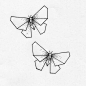Papillons qui vole en origami avec des points