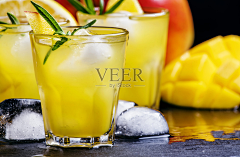 用户v0HxfjAW采集到酒杯