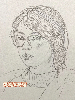 衚衕學采集到线描局部头手脚五官装饰服饰