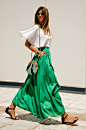 How to Chic: FASHION BLOGGER STYLE - MS TREINTA Summer time - style - outfit - ideas - maxi skirt - green - fashion: 