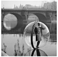 Bubble fashion shoot. Paris, 1963. | Nos vamos a París