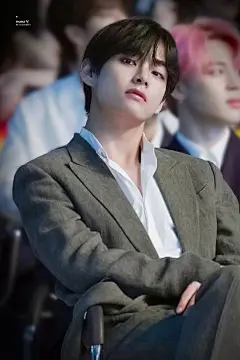 #金泰亨睫如羽扇##金泰亨才华横溢#
【@_nuna_V】190424 TMA颁奖典礼高清更新9p  
「禁一切二改 转载请注明原出处」
金泰亨 Winter Bear【O网页链接】
竖版直拍【O网页链接 】
横版直拍【O网页链接】
净化教程【OMilkyTae_金泰亨个人资源站】...展开全文c