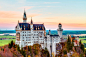 1.德国，新天鹅堡</br>　　为了在童话世界里寻找避难所，远离尘世的喧嚣，巴伐利亚国王路德维希二世在1868年修建了这座城堡。1886年国王逝世后几周，新天鹅堡对公众有偿开放，从那时起它就成了人们最爱去的欧洲城堡之一。新天鹅堡(Neuschwanstein)还是迪士尼乐园睡美人城堡的原型，它简直充满了童话魔力!