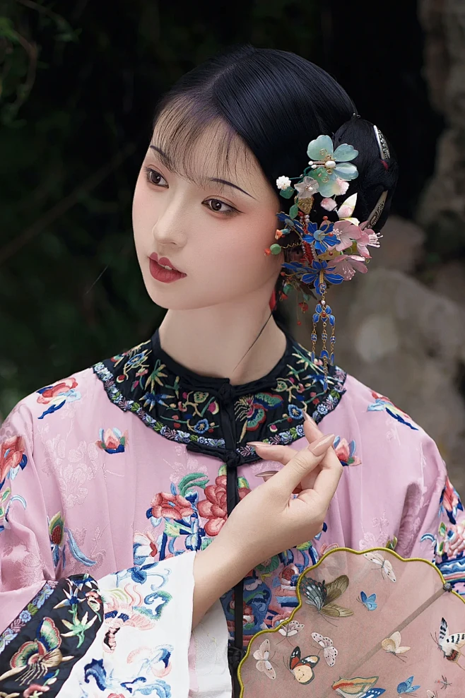 云鬓斜簪 - 小红书-花瓣网