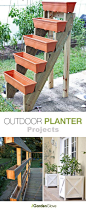 Outdoor Planter Projects • Tons of ideas & Tutorials!: 