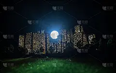 卡通风格的城市建筑。带有灯光的逼真的城市建筑微缩模型。背景。