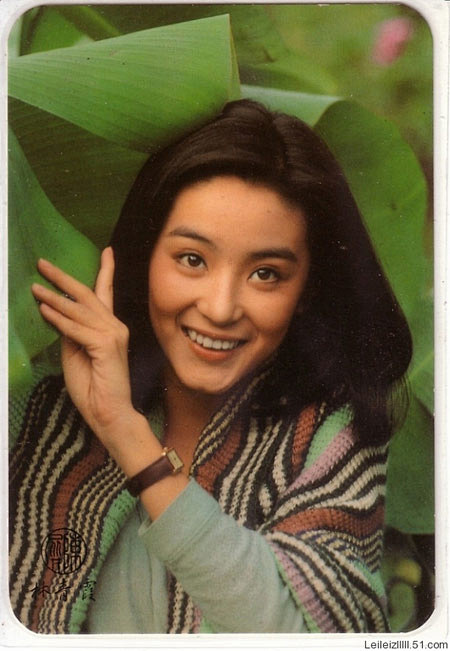 林青霞少女时代罕见时尚旧照曝光