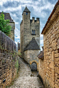 Medieval, Château de Beynac, France
photo via kjara