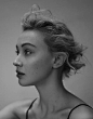 莎拉·加顿 Sarah Gadon