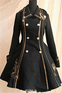 空个灵采集到服装