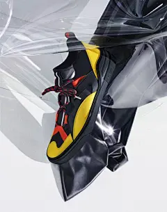 Marketplace : LOOKBOOKS.com is the Technology behind the Talent. Discover, follow, share. 