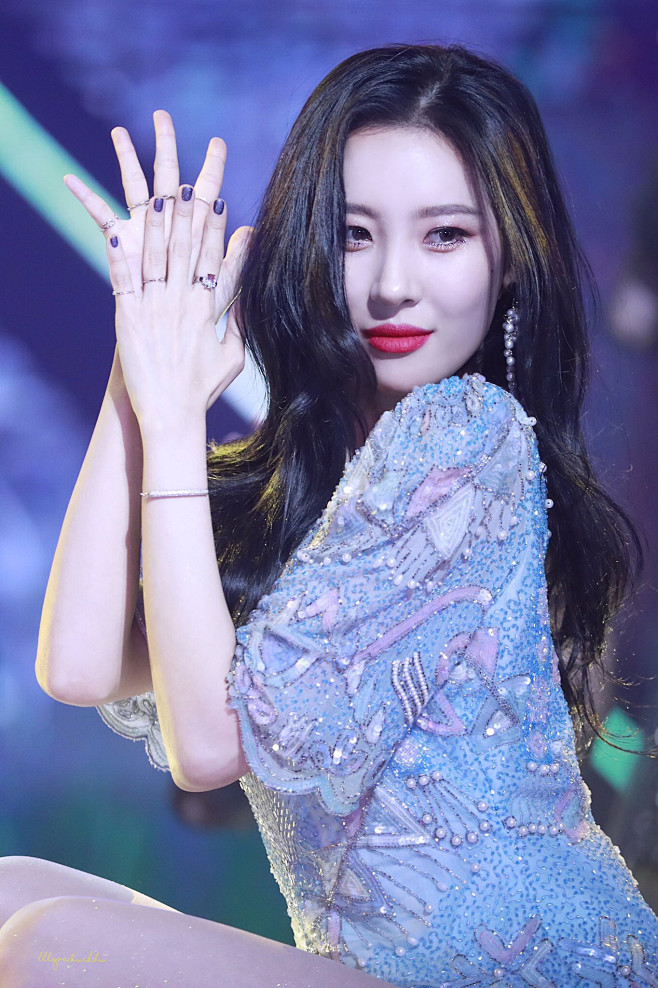 李宣美