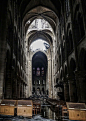大火之后的巴黎圣母院 ​​​。