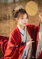 对你的喜欢<br/>就像七八岁的英雄梦 <br/>不可一世又不堪一击