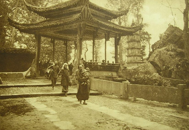 香客 Temple 1900 | Fli...