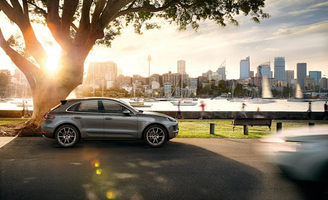 Porsche Macan S Dies...