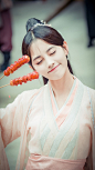 芸汐传
鞠婧祎 韩芸汐
吃糖葫芦的芸汐敲阔耐！