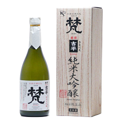 萧萧削苹果采集到【包装】饮品/酒品