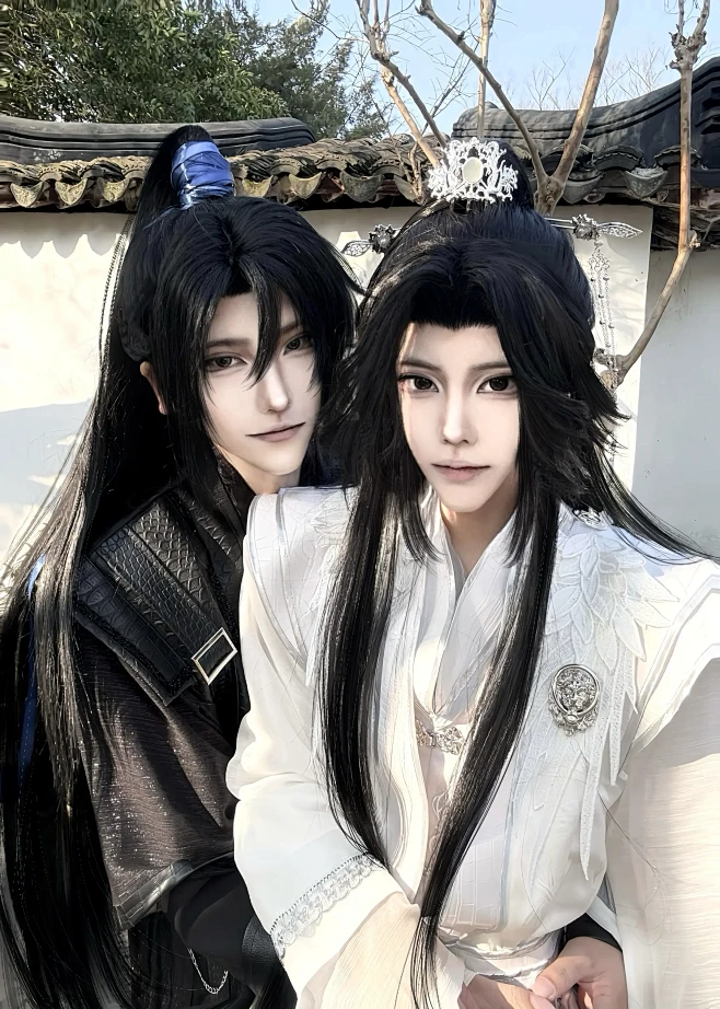 #燃晚 #二哈和他的白猫师尊 #cos@有妹力，采集@屿堍-花瓣网