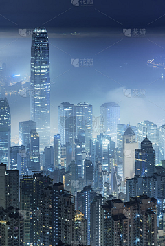 正儿八经的小褚采集到城市