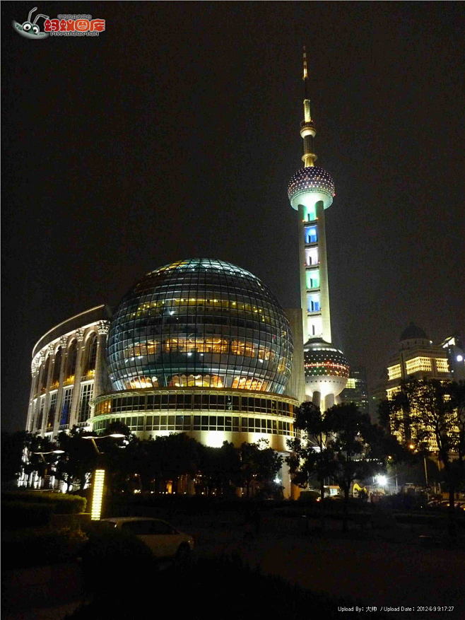 东方明珠夜景图片素材