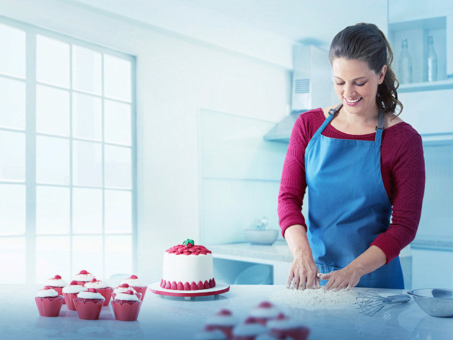 做蛋糕的家庭主妇更多高品质优质采集