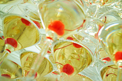 衍光以春°采集到材质 | 玻璃杯