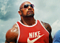 6.巨石强森（Dwayne douglas johnson）
如果你对这个名字不熟悉，你一定知道“巨石强森”吧？如此魁梧高大的身材，“The Rock”当然非他莫属。