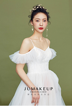 lean-12采集到美女