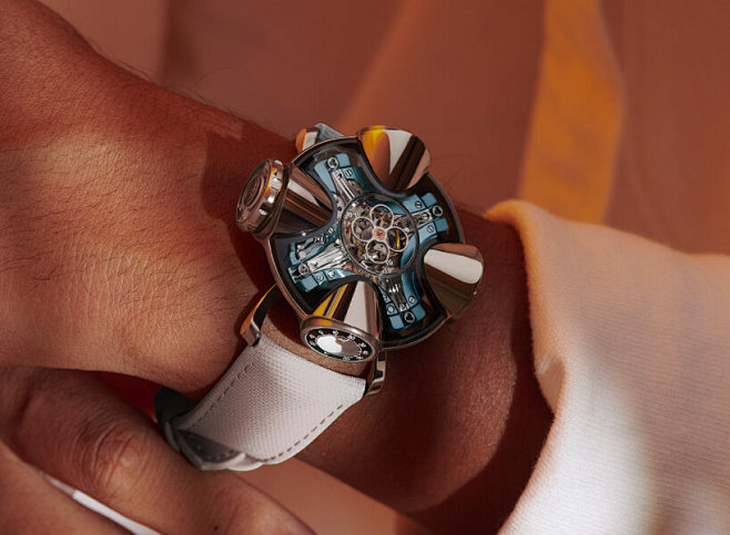 mb&f hm11 architect ...