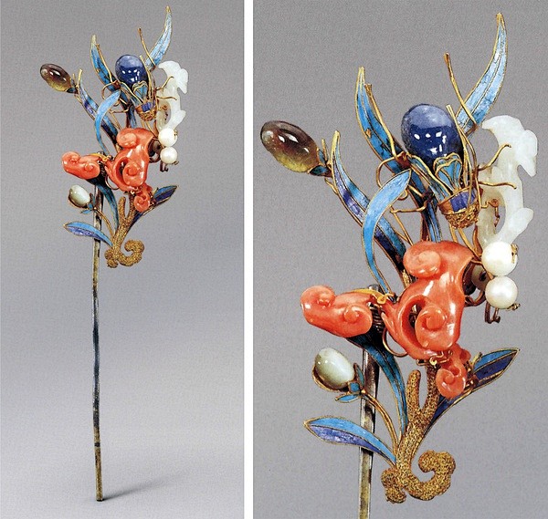 蚣蝑各得受气而生子故能诜诜然众多后妃之累丝簪拍卖点翠拍卖点翠文物