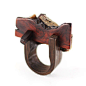 Contemporary wood art jewelry by Gustav ReyesWood Jewelry 木质首饰