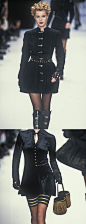 Chantal Thomass Fw 1994 一整季的黑色 ​​​​