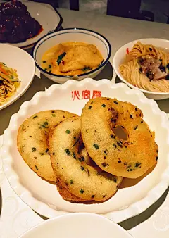 长沙地道百年小吃老店——火宫殿小吃王国 - 小红书