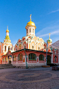 清晨时分，俄罗斯莫斯科红场上的喀山大教堂。图片下载